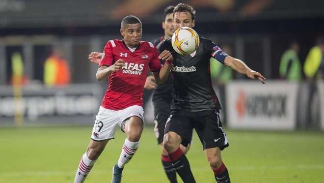 在西班牙足 在西班牙足