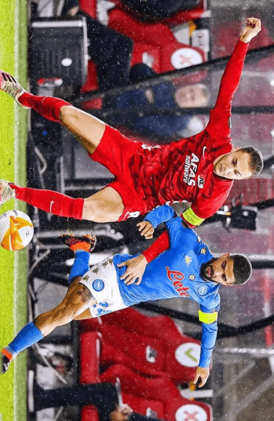 他不仅改写 他不仅改写